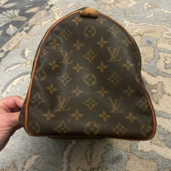 Louis Vuitton Monogram Canvas large Speedy purse - Not included on sale. - Picture 13 of 16